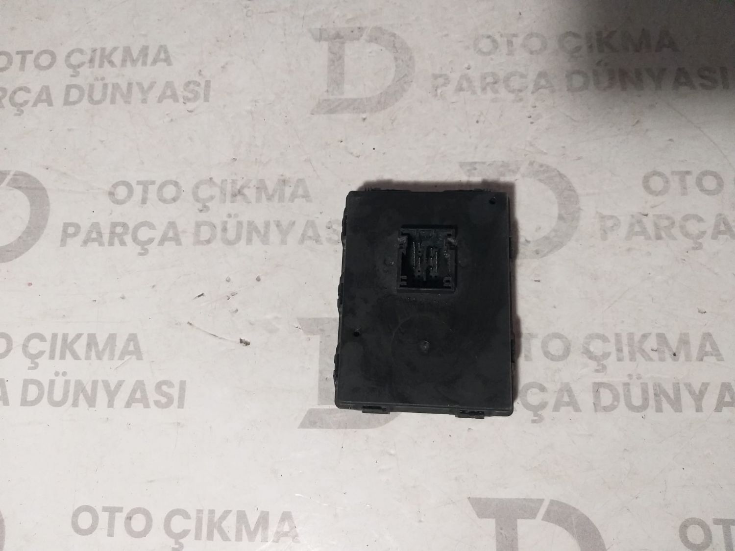 VOLKSWAGEN PASSAT B8 G�R�� KONTROL �N�TES�