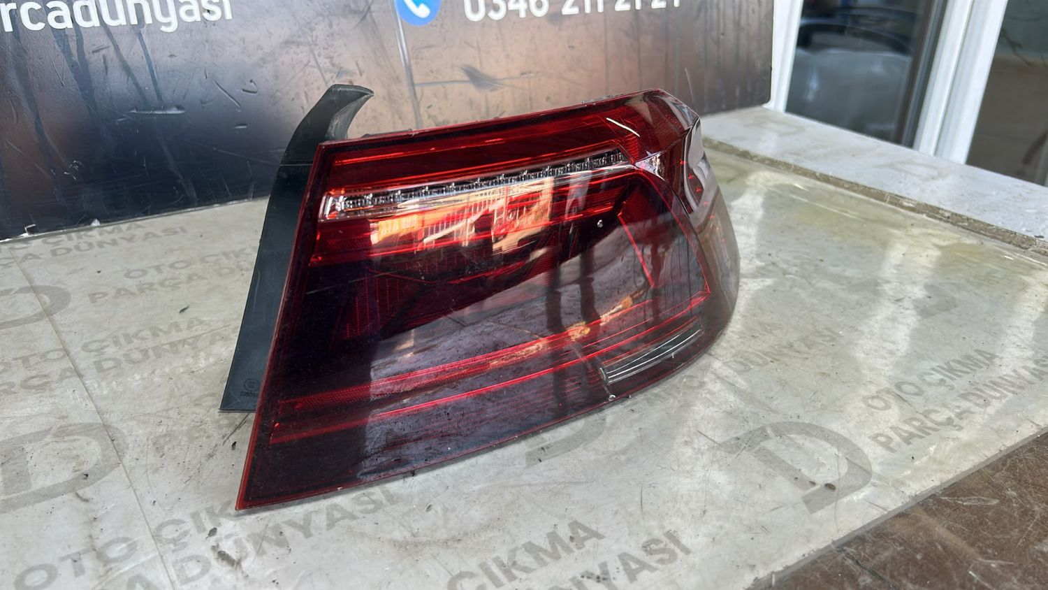 Volskwagen Passat B8 Sa� D�� Stop 2014-2019