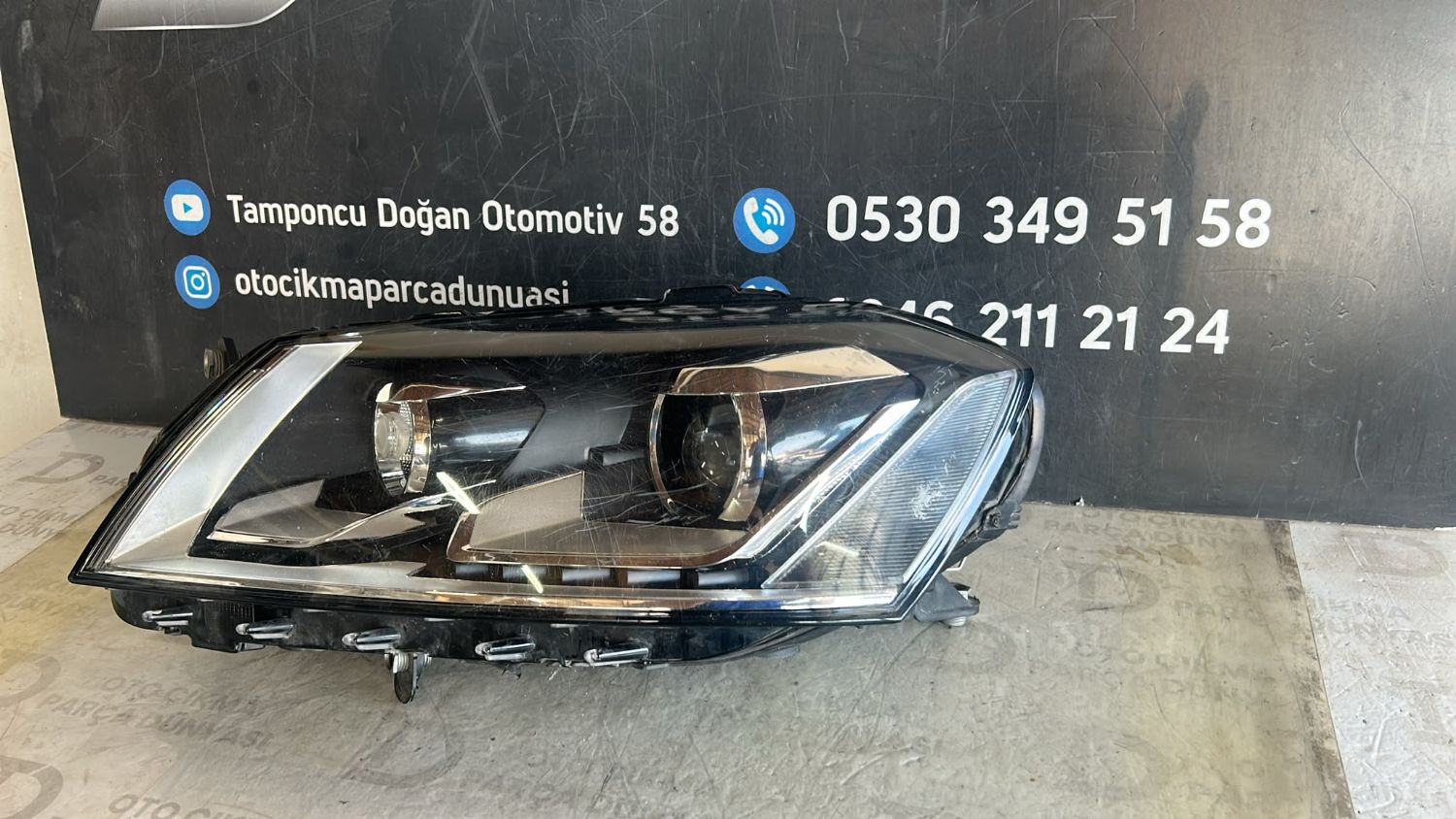 VOLKSWAGEN PASSAT B7 LEDL� SOL FAR