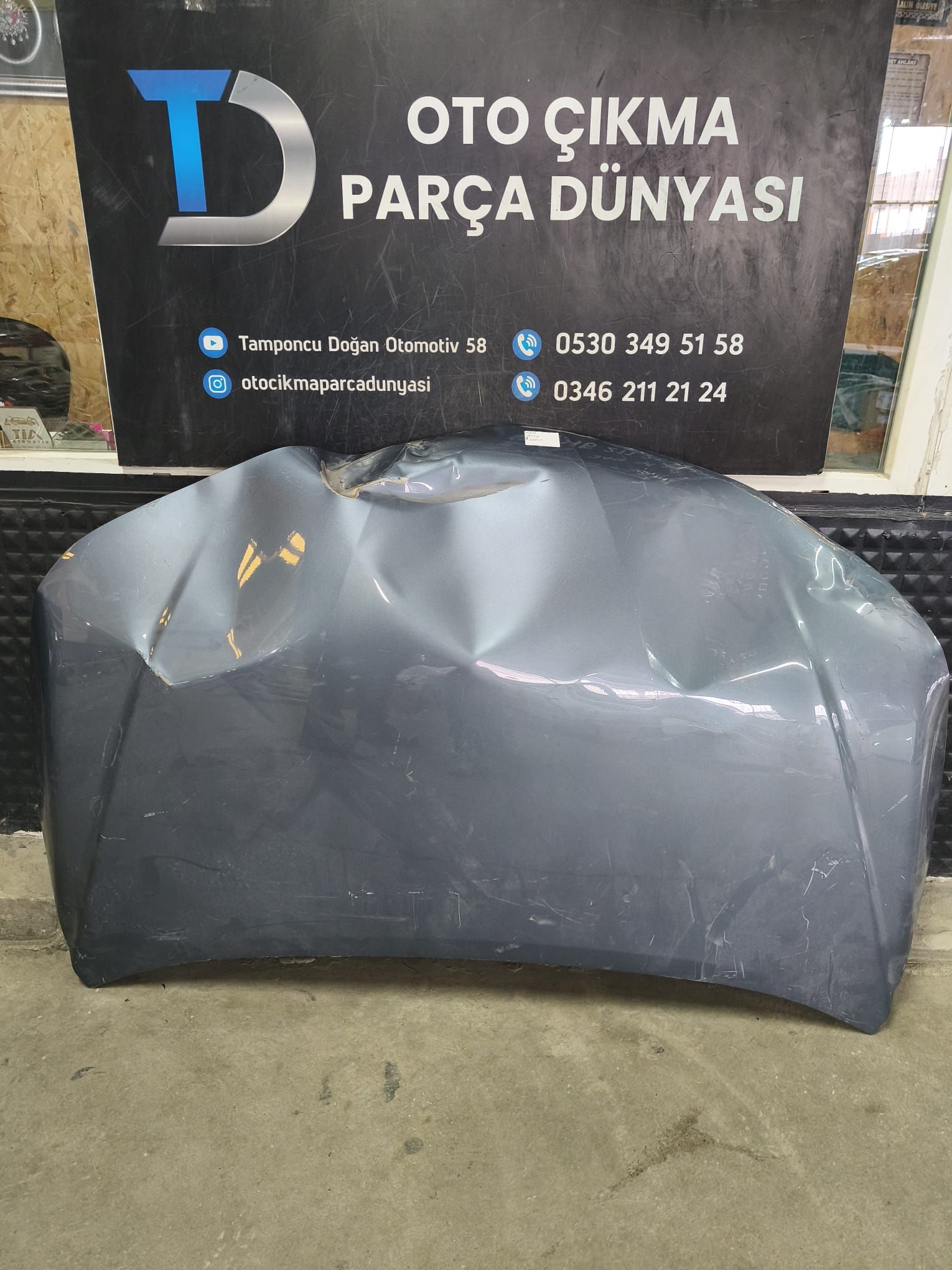 TOYOTA COROLLA �N KAPUT (20-)