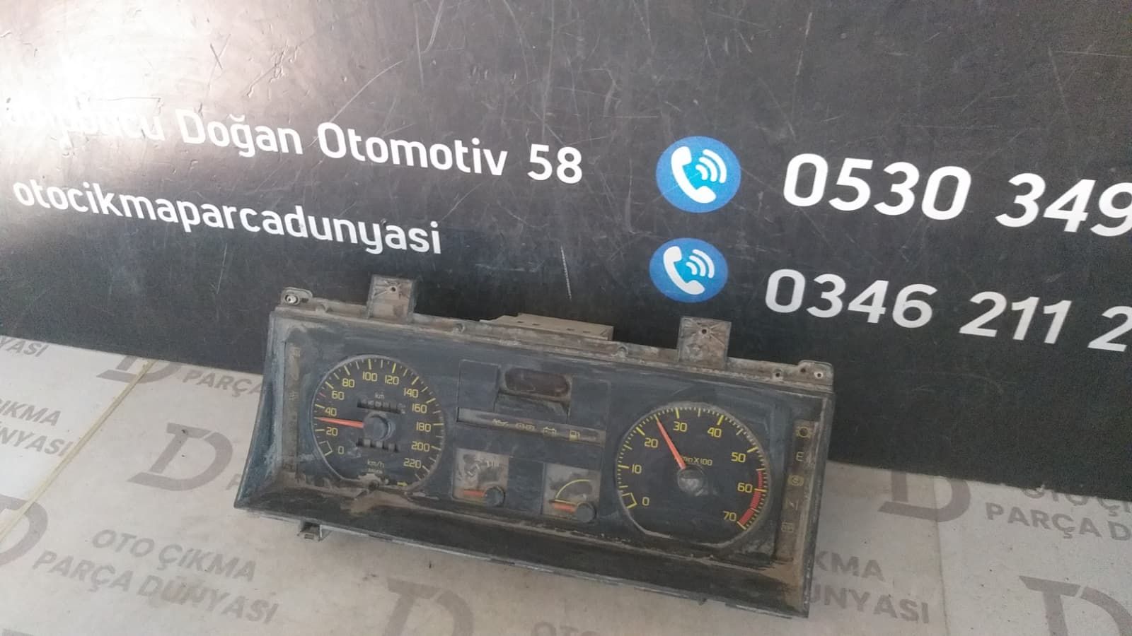 RENAULT 21 G�STERGE PANEL� CAM YOK