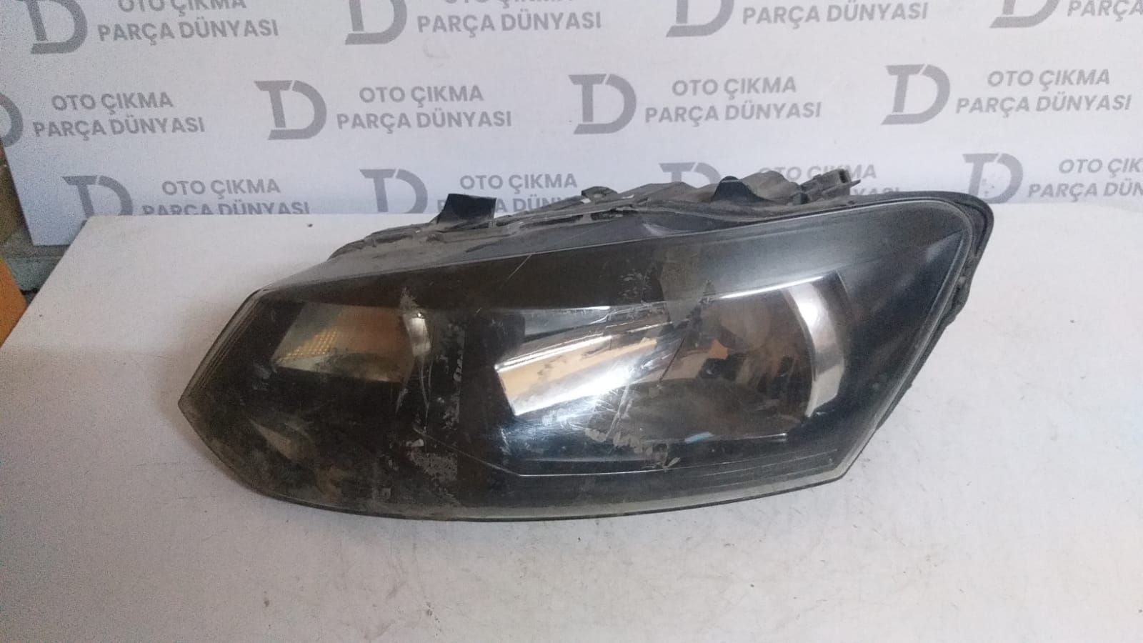 VOLKSWAGEN POLO SOL FAR 12-16