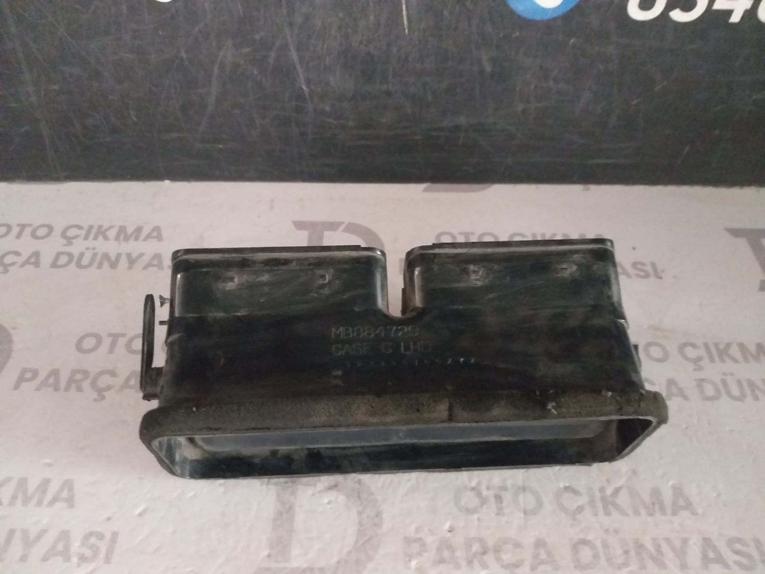 N�SSAN D21 ORTA HAVALANDIRMA IZGARASI 