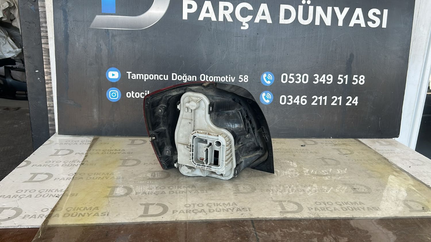 VOLKSWAGEN POLO SA� STOP 2010-2015