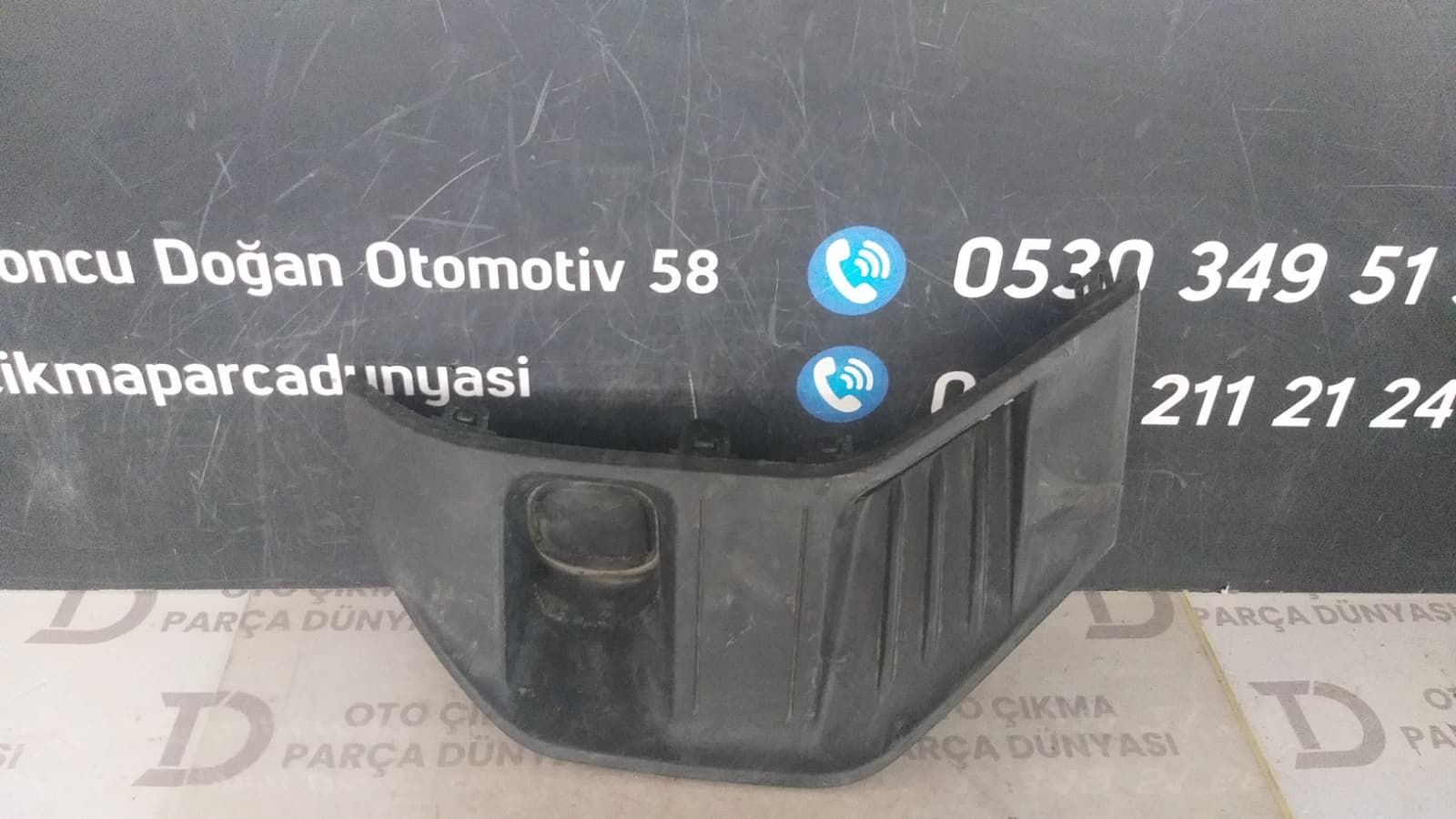 FORD COUR�ER SOL S�S �ER�EVES� 20-24