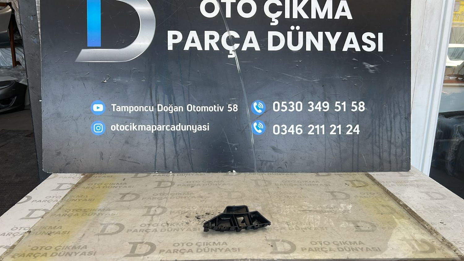 Volskwagen Jetta 2011-2015 tampon braketi sa� �n