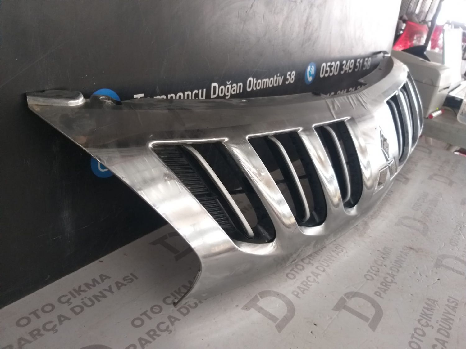 M�TSUB�SH� L200 �N PANJUR (15-18)