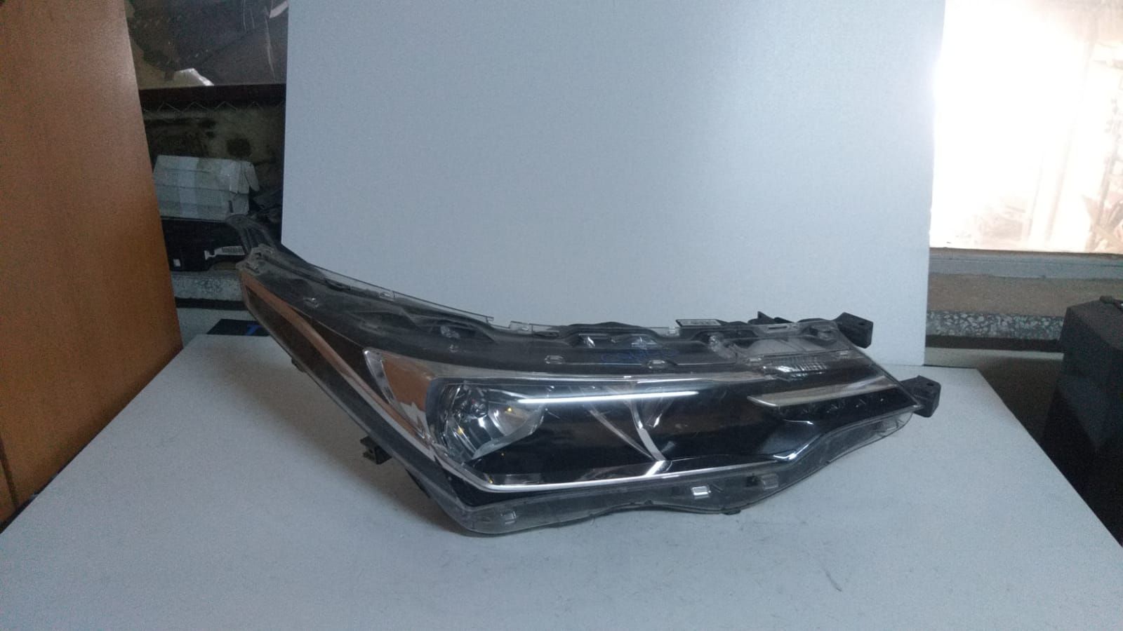 ( SATILDI) TOYOTA COROLLA SA FAR 16-18