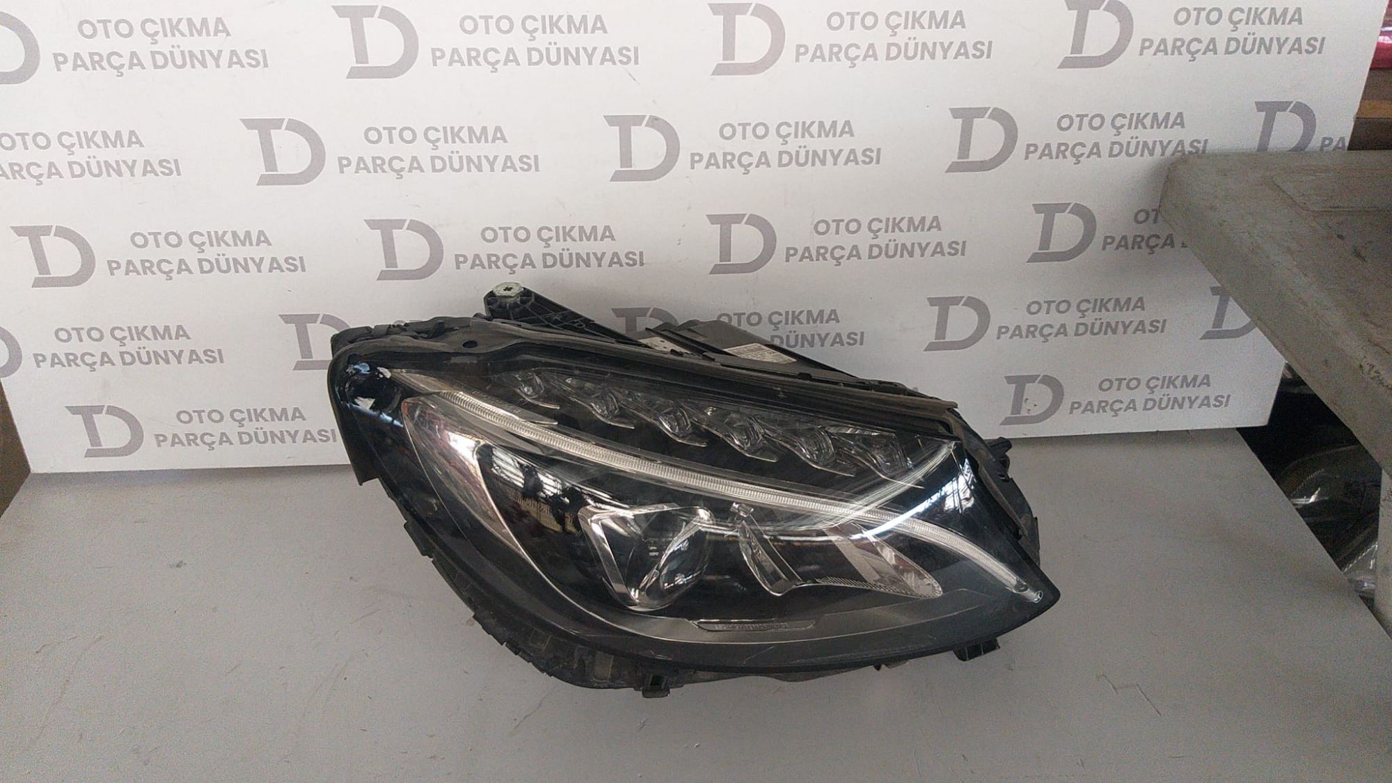 MERCEDES C SERS SA FAR W 205