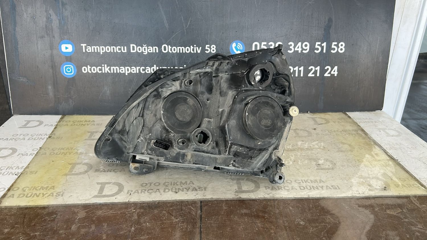 RENAULT CL�O2  SA� FAR