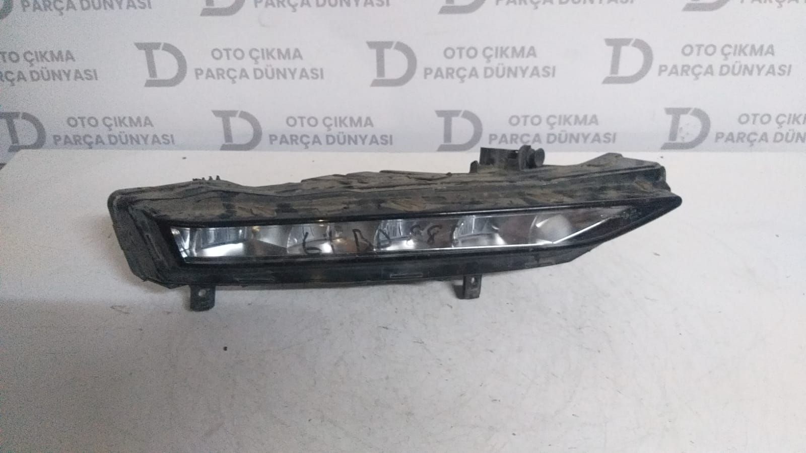 SKODA SPER B SA SS FARI