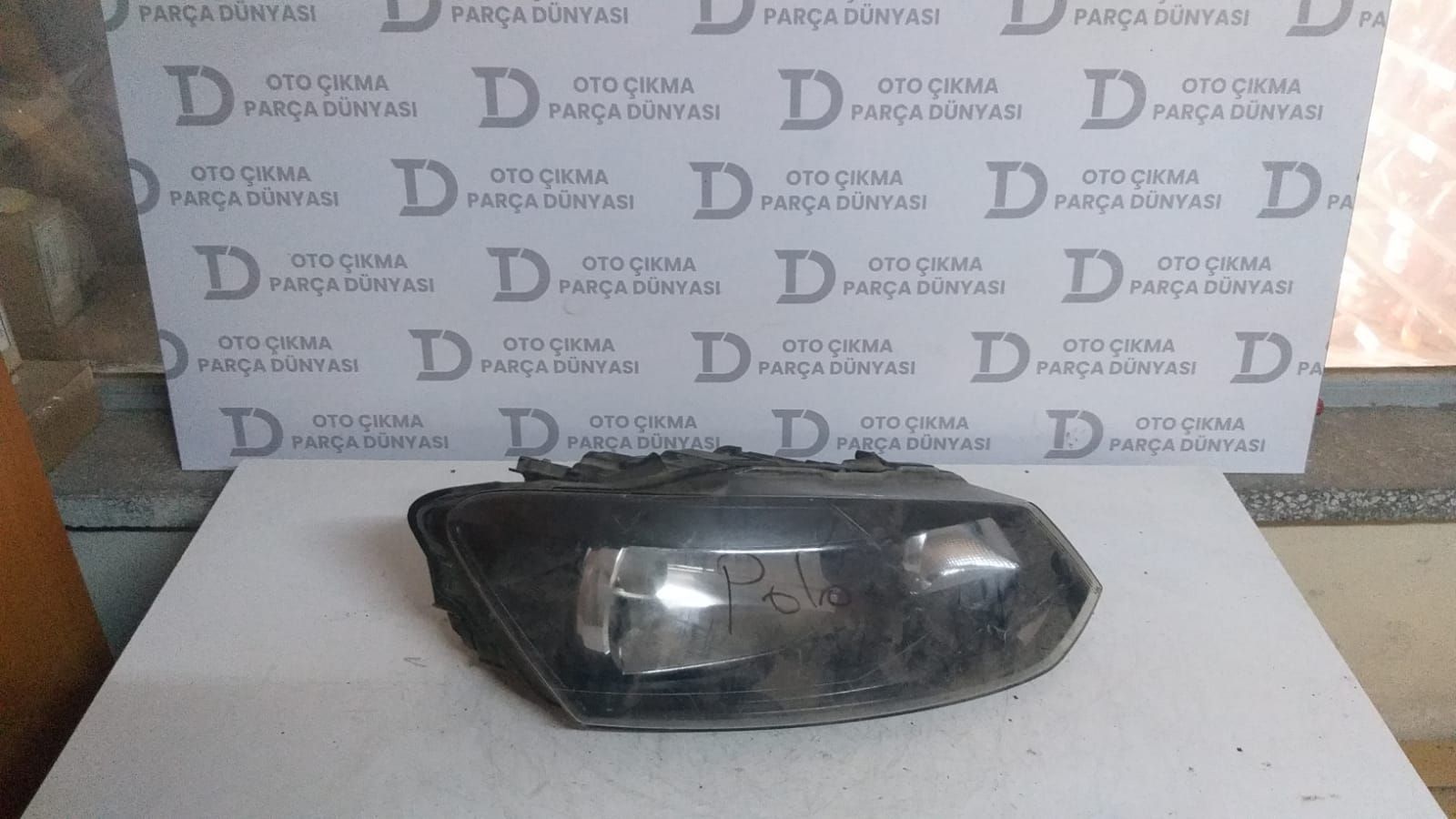 VOLKSWAGEN POLO SA FAR 12-16