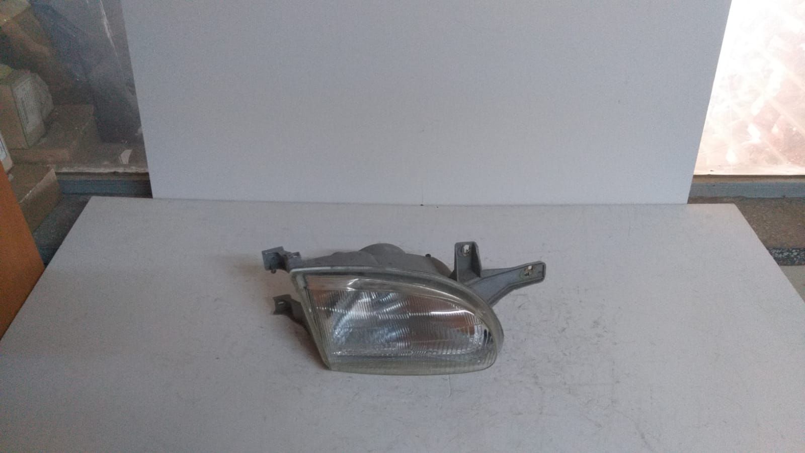 HYUNDA ACCENT SA FAR 94-99