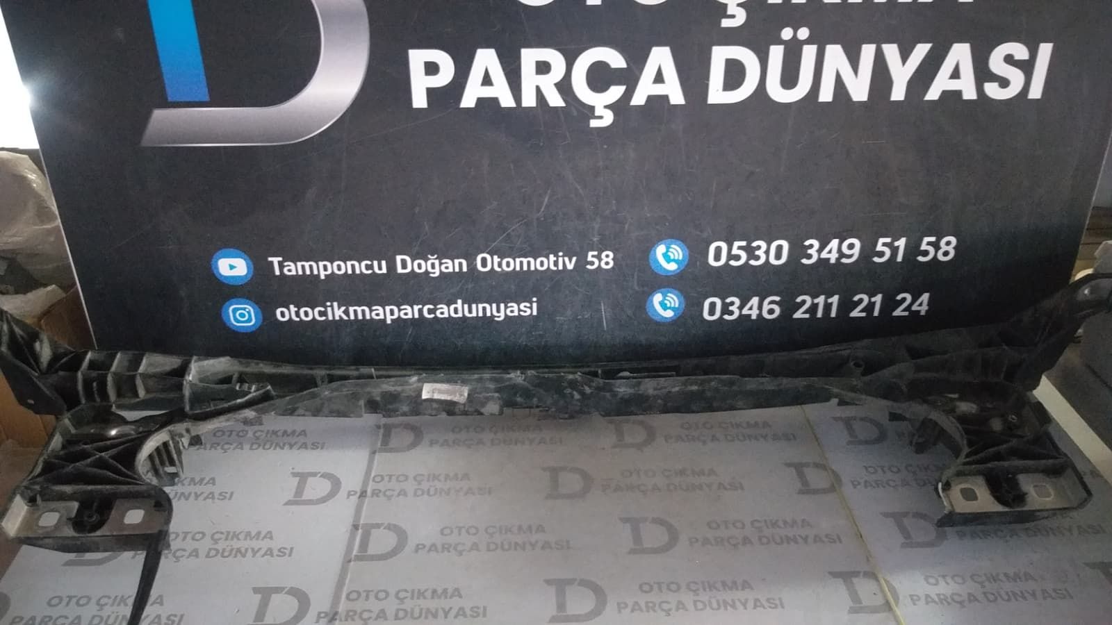 AUD� A4 �N PANEL 2012