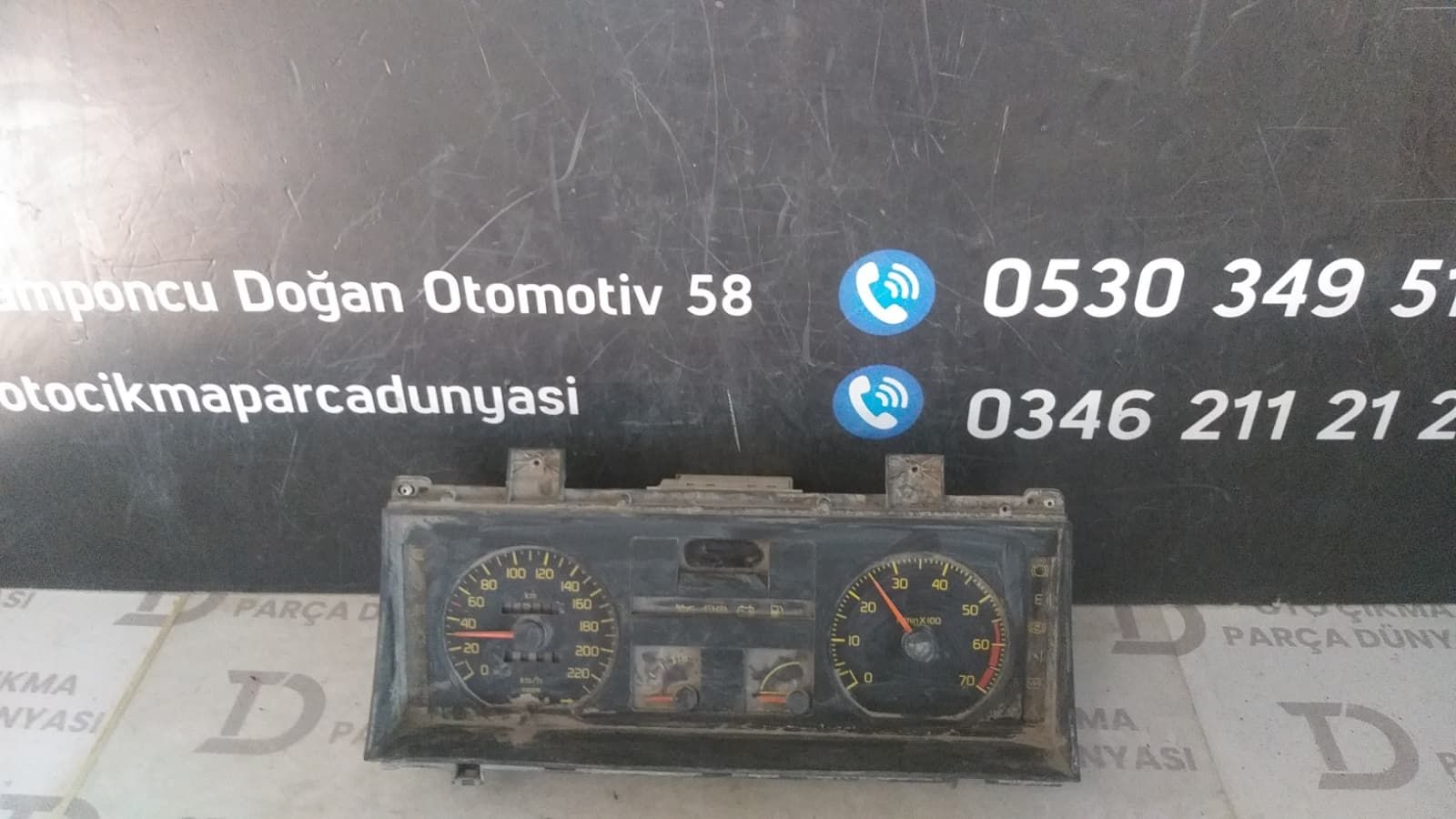 RENAULT 21 G�STERGE PANEL� CAM YOK