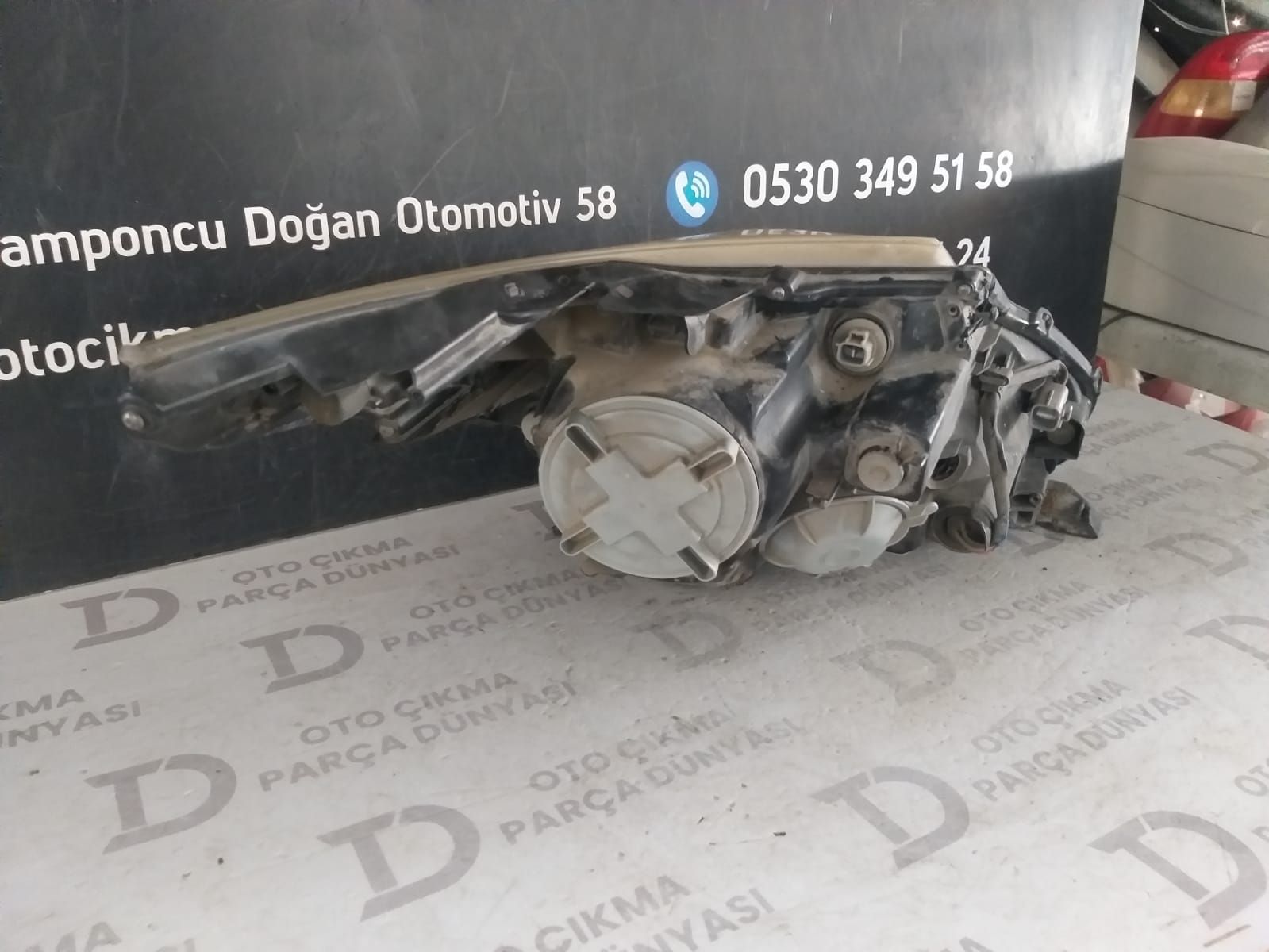 TOYOTA AVENS�S SOL FAR (09-11)