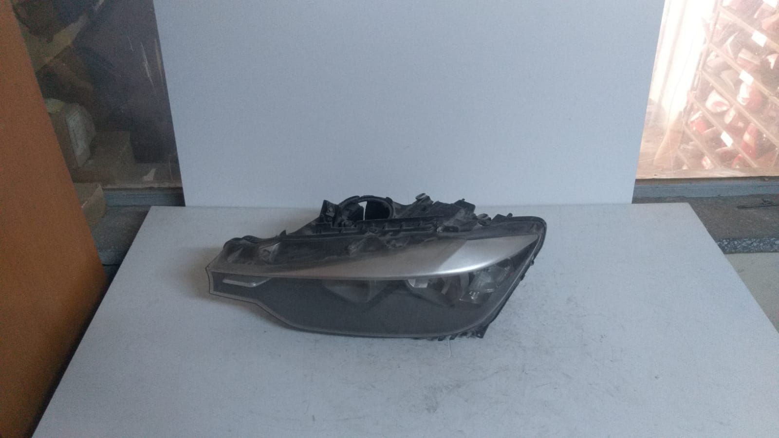 BMW 3 SERS SOL FAR F 30- 12-15
