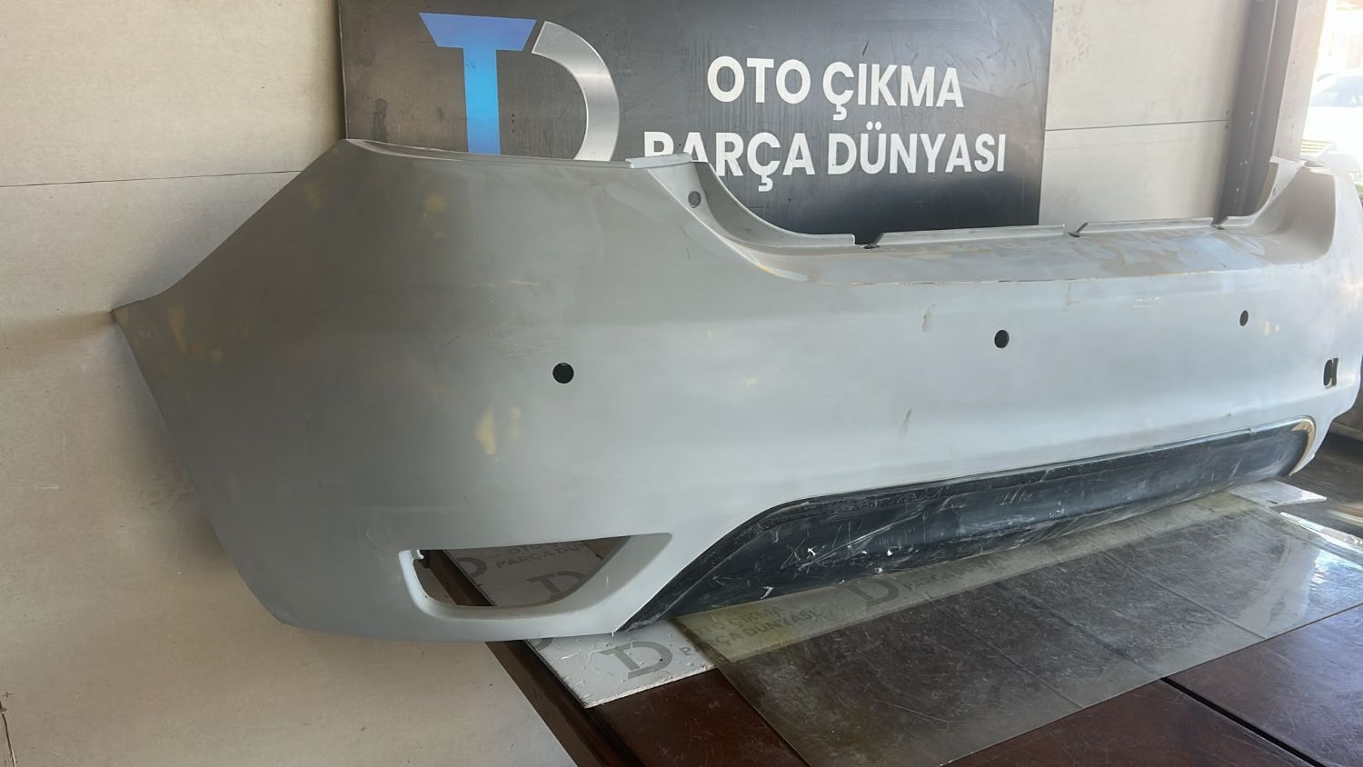 RENAULT MEGANE 4 ARKA TAMPON 2015-2025