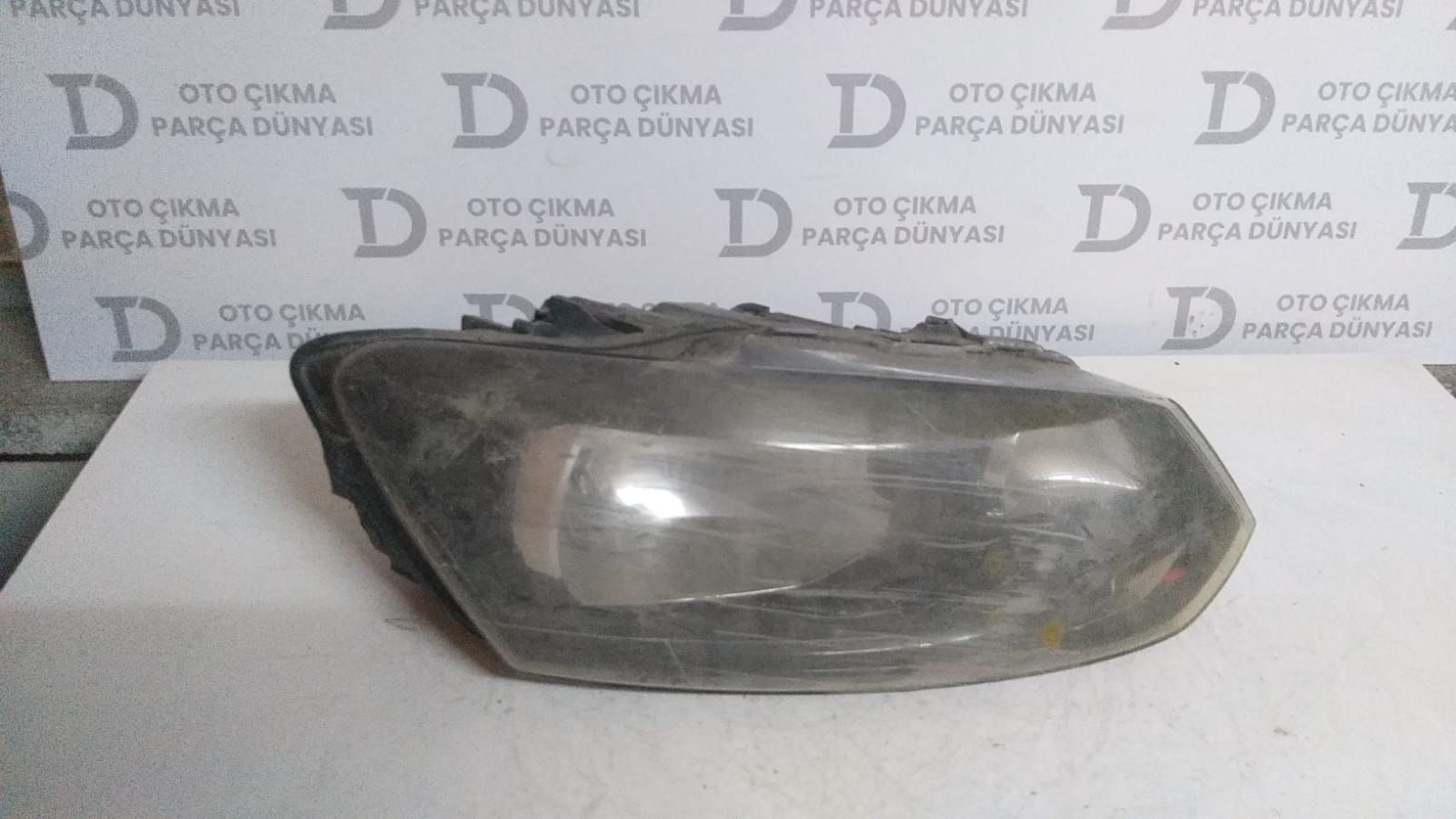 VOLKSWAGEN POLO SA FAR 12-16