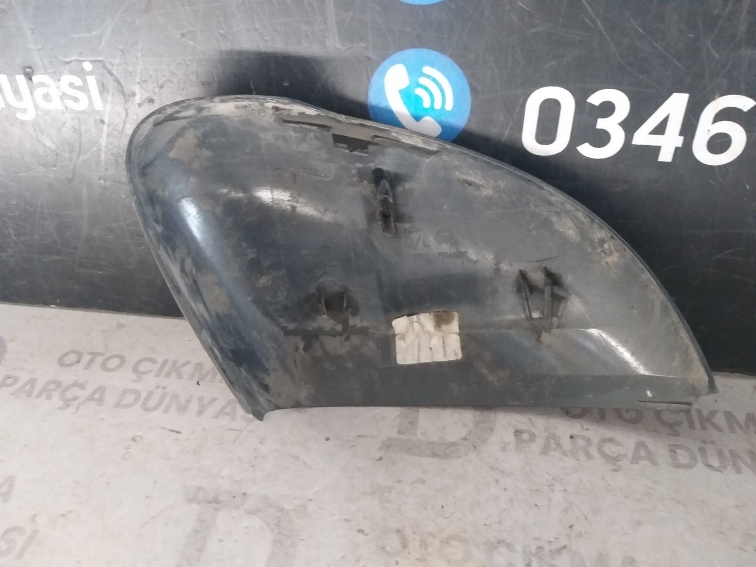 VOLKSWAGEN PASSAT B8 SOL AYNA KAPA�I (15-18)